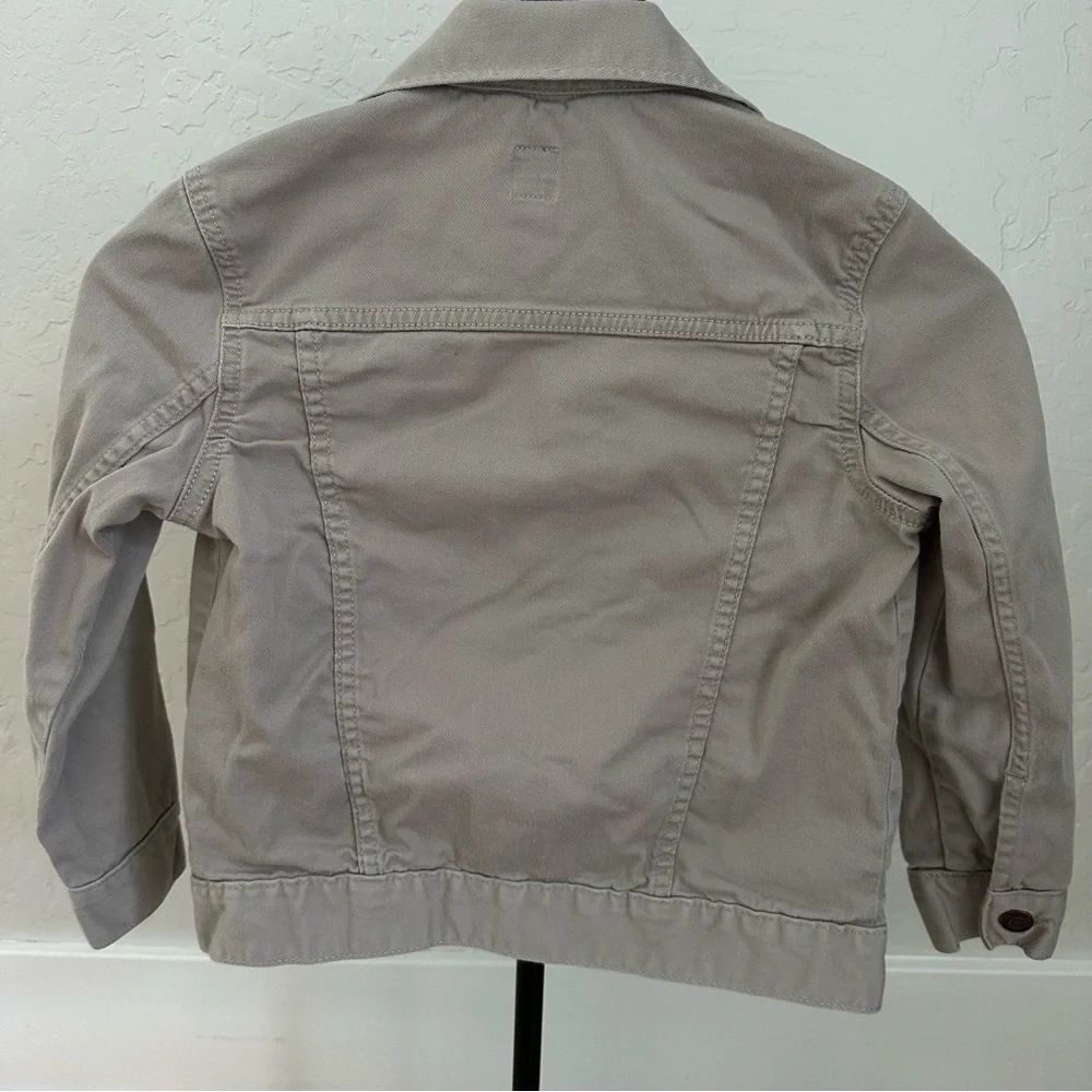 GAP Kids Girls Tan Denim Jacket. Size Small.